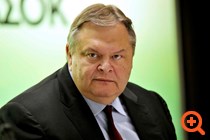 Ο κ. Τσίπρας στη ΔΕΘ: Προσβλητικός και επικίνδυνος