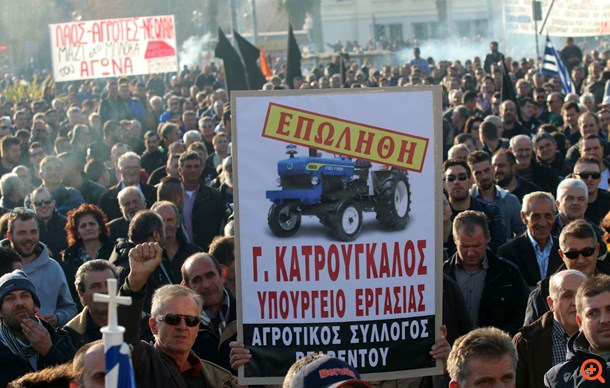 Στα μπλόκα τους επιστρέφουν οι αγρότες