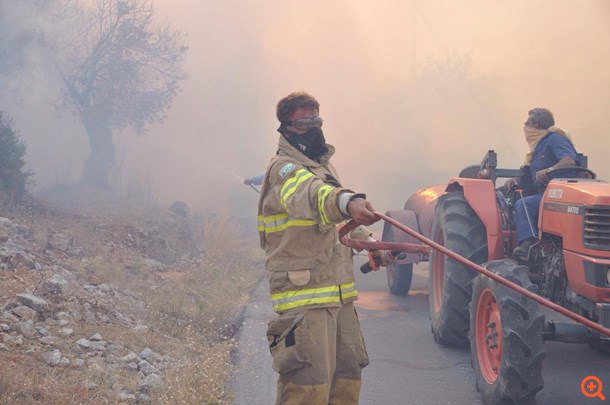 Μεγάλη φωτιά στη Χίο