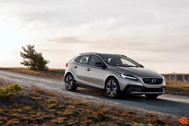 Ήρθαν τα νέα Volvo V40 και V40 Cross Country