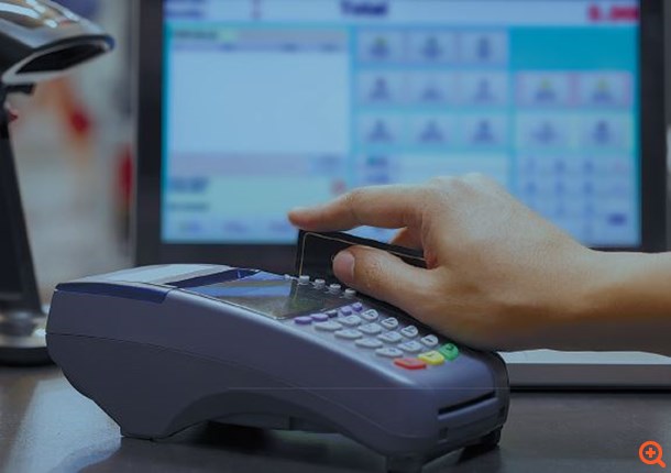 Τα μυστικά, οι παγίδες και οι γκρίζες ζώνες για το "πλαστικό χρήμα"