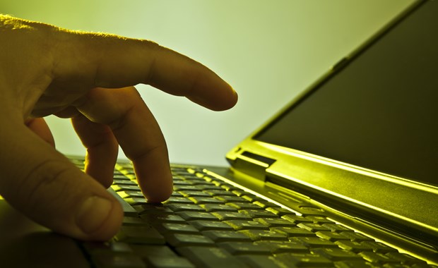 e-shopping: Τίναξαν την μπάνκα οι Έλληνες καταναλωτές