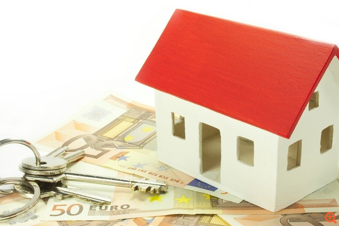 Τρεις διαφορετικοί φόροι στις μεταβιβάσεις ακινήτων