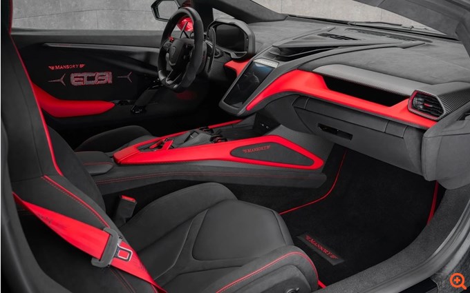 Πρώτη βόλτα του Esteban Ocon με τη Lamborghini της Mansory και συνοδηγό τη σύντροφό του