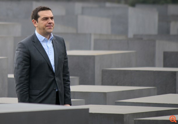 Τσίπρας σε πολιτικούς αρχηγούς: Όλοι μαζί τις "κόκκινες γραμμές" για το Ασφαλιστικό