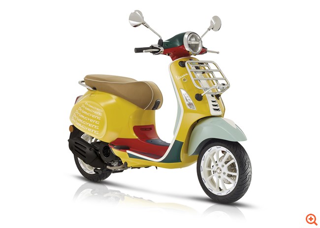 Διαθέσιμη στα σημεία πώλησης η Vespa Primavera Sean Wotherspoon