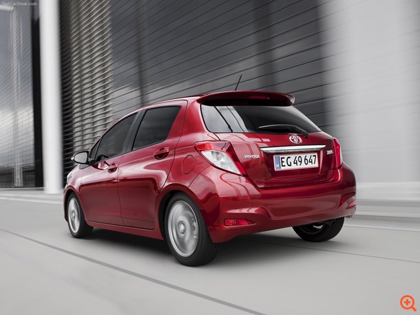 Yaris 10