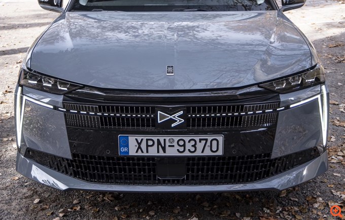 Δοκιμή DS No4 Hybrid: Η premium εναλλακτική στα μικρομεσαία