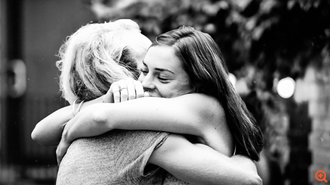 Μένουμε για λίγο μακριά για να ξαναβρεθούμε