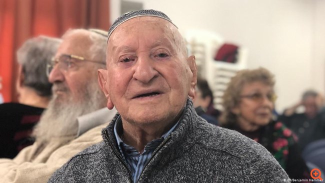 Ελίας, 102 χρονών, επιζών του Άουσβιτς