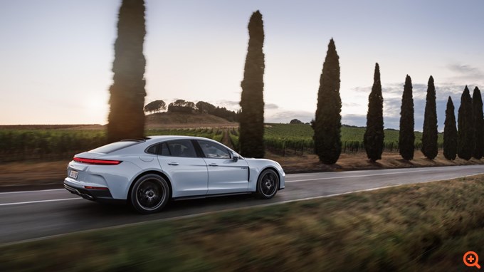 Παρουσιάστηκε η πιο ισχυρή Porsche Panamera όλων των εποχών