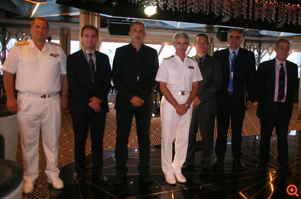 Το νεότευκτο κρουαζιερόπλοιο "Seven Seas Explorer" υποδέχθηκε ο ΟΛΠ