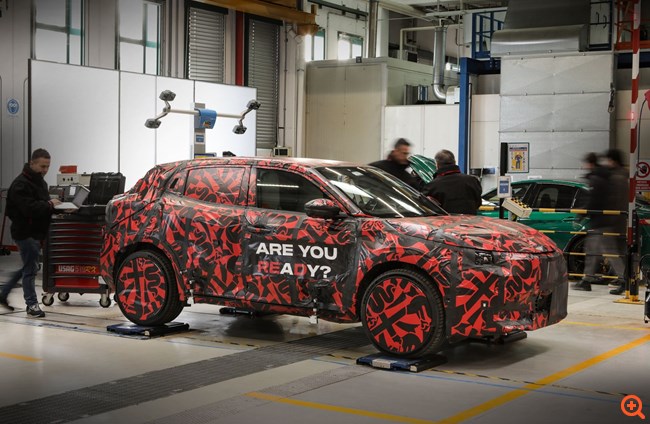 Alfa Romeo Milano: Πρώτες επίσημες εικόνες σε δοκιμές εξέλιξης