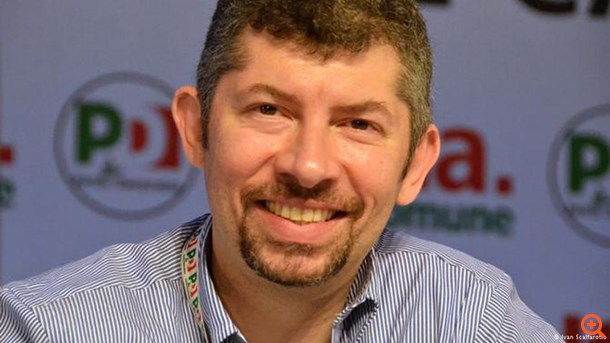 DW: Ένα "όχι" των Ιταλών συνιστά χαμένη ευκαιρία