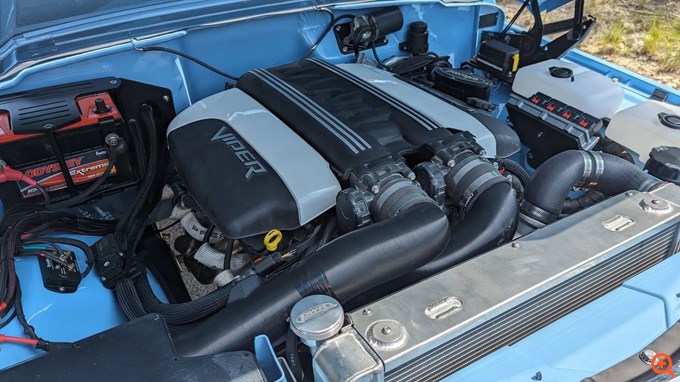 Ένα Jeep Cherokee με κινητήρα V10 από Viper