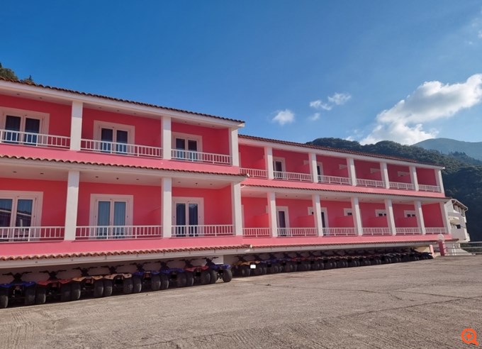 πλειστηριασμοί Pink Palace