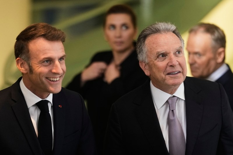 Μακρόν Γουίτκοφ