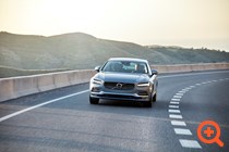 Volvo_S90_V90