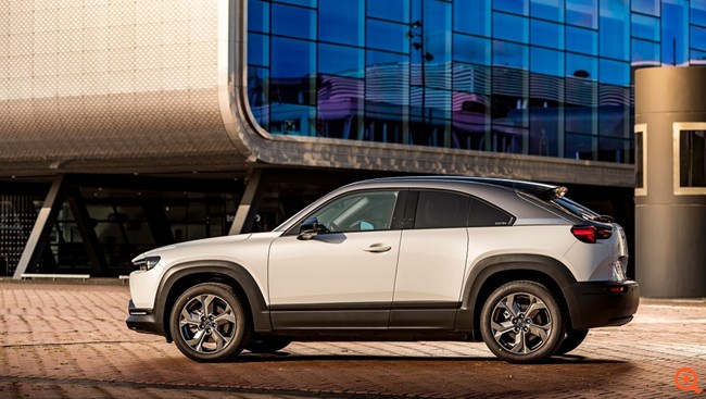 Η μόδα στα χρώματα των αυτοκινήτων και η Mazda