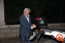 Μαξίμου 1