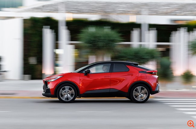 Toyota C-HR 2023