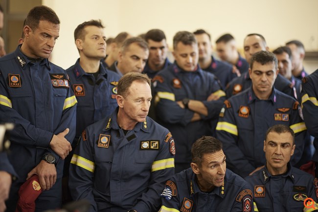 Κ. Μητσοτάκης στους διασώστες της ΕΜΑΚ: Σας είμαστε υπόχρεοι