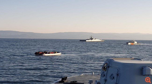 Απανωτές προκλήσεις τουρκικών ακταιωρών ανοιχτά της Λέσβου - Αυστηρό μήνυμα Μηταράκη