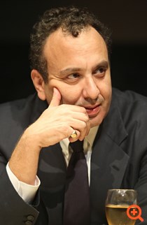 Ερωτήματα, διλήμματα, εικασίες