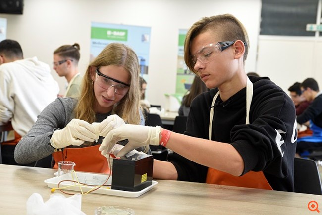 Νέα διαδραστικά εκπαιδευτικά προγράμματα προσφέρει ο "Δημόκριτος" σε συνεργασία με τη BASF Ελλάς ΑΒΕΕ