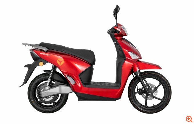 Τιμή έκπληξη για το νέο ηλεκτρικό scooter Yadea Voltguard