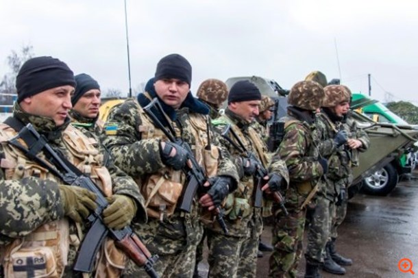 Κλιμακώνεται επικίνδυνα η ένταση στην Κριμαία