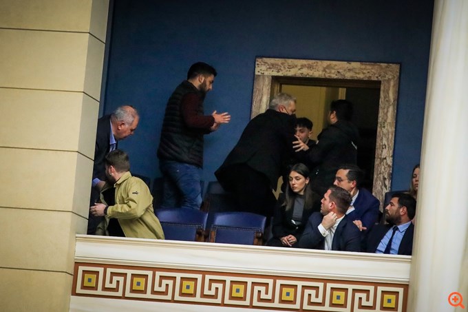Τρικάκια Βουλή