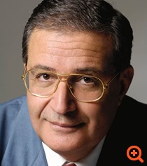 Όχι εκπτώσεις στο Σύνταγμα