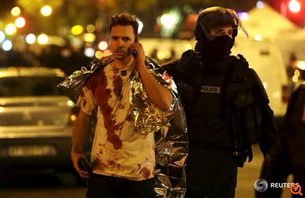 Παγκόσμιος συναγερμός από την τρομοκρατική επίθεση στη Γαλλία