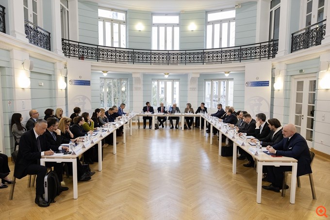 Roundtable