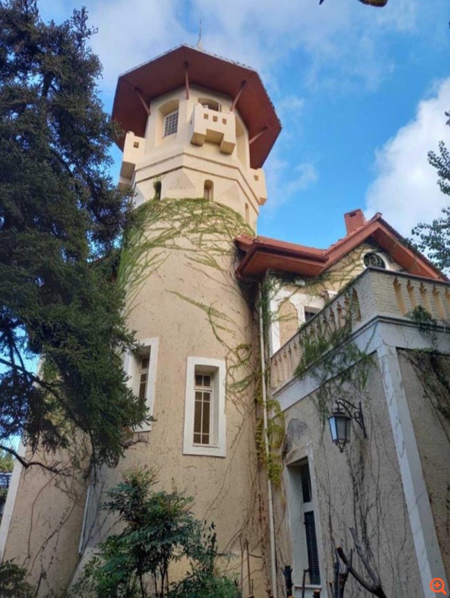 Πωλείται με εκούσιο πλειστηριασμό η μυθική βίλα του Ανδρέα Βγενόπουλου στην Εκάλη