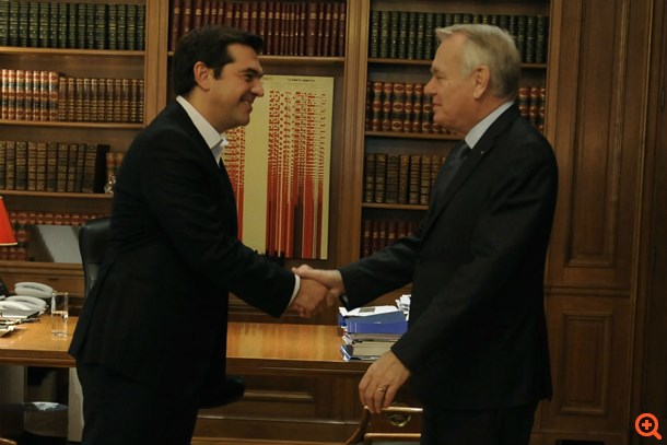 Γάλλος ΥΠΕΞ: Στηρίζουμε την ταχεία επίλυση του ελληνικού χρέους