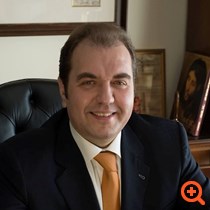 Με ψευτοπαροχές και επιδόματα δεν βγαίνουμε από τη λιτότητα