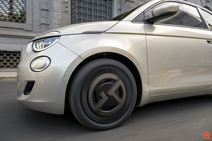 FIAT 500e Giorgio Armani