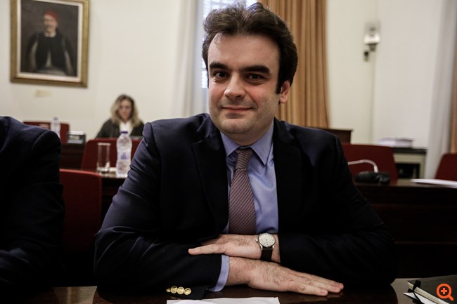Τέλος οι επισκέψεις στην εφορία για χιλιάδες συναλλαγές