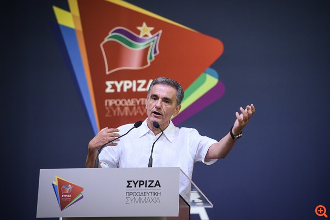 Παππάς: Μας... ξεφεύγει και καμιά κουβέντα- Τσακαλώτος: Θέλω να κρινόμαστε αυστηρά