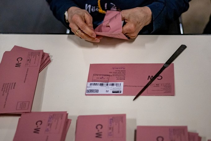 Γερμανία εκλογές 2/25