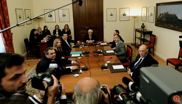 Τα τρία "όχι" των πολιτικών αρχηγών και η έκρηξη Τσίπρα