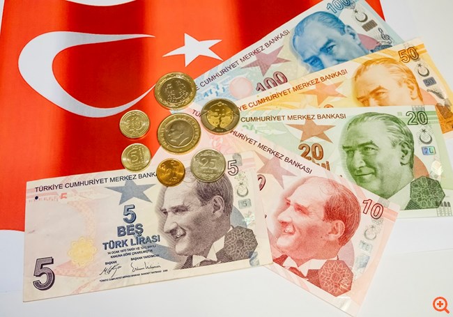 Στο χείλος του γκρεμού οι τουρκικές τράπεζες - Ποια ευρωπαϊκά "ονόματα" έχουν μεγαλύτερη έκθεση στην Τουρκία