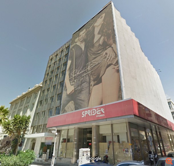 Στο σφυρί ακίνητο-ναυαρχίδα της Sprider στον Πειραιά