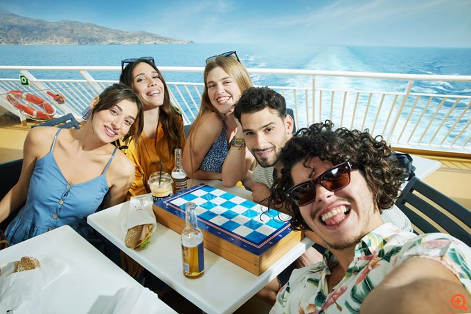 Το καλοκαίρι γυρίζει σελίδα με τις Blue Star Ferries