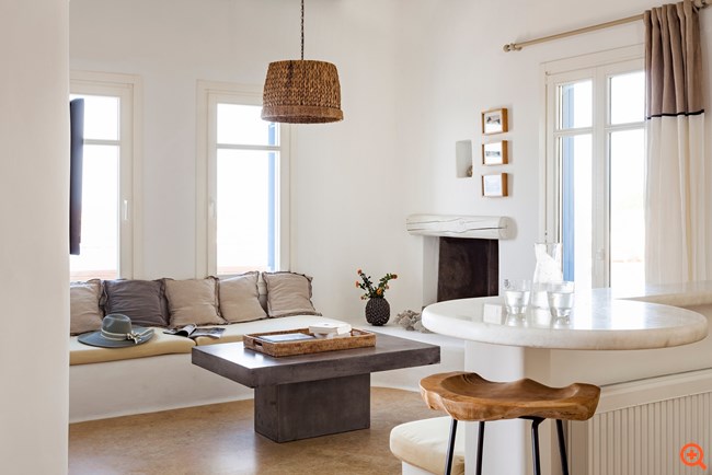 AGL, Luxury Villas