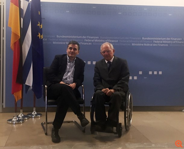 Διαπραγμάτευση διαρκείας για ασφαλιστικό, τράπεζες, νέα μέτρα