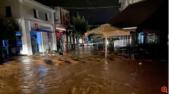 Κακοκαιρία "Ιανός": Δύο οι νεκροί της θεομηνίας - Δύο αγνοούμενοι στην Καρδίτσα