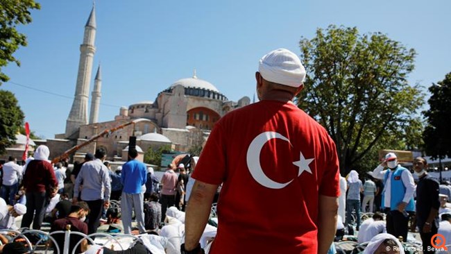 "Η Αγία Σοφία ως σύμβολο μιας καταστροφικής πορείας"